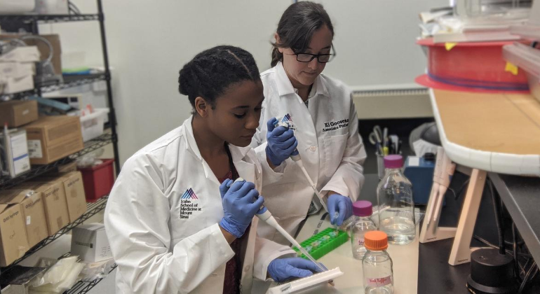 Image of two doctors in lab